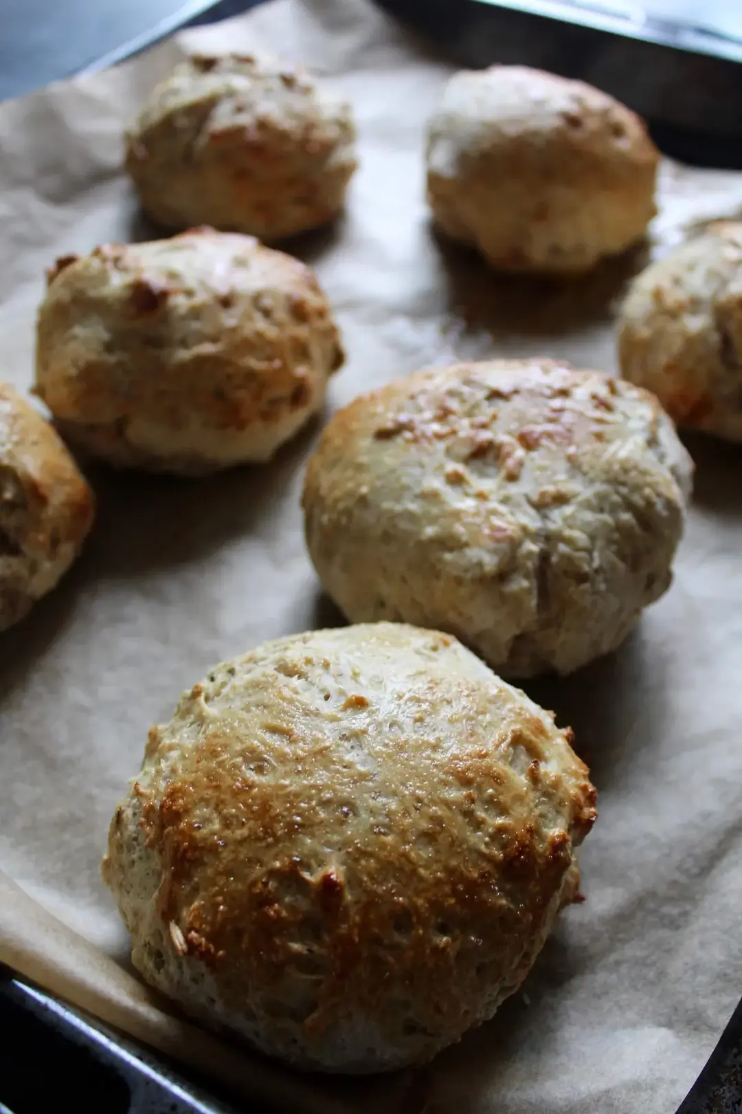 Boller med havregryn og græskarkerner