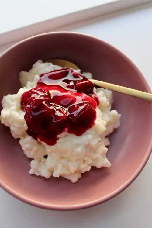 Nem og billig risalamande