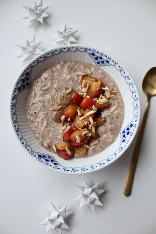 Kold julegrød med toppings