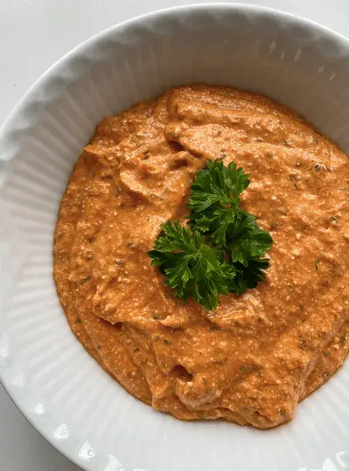 Haydari med peberfrugt og feta