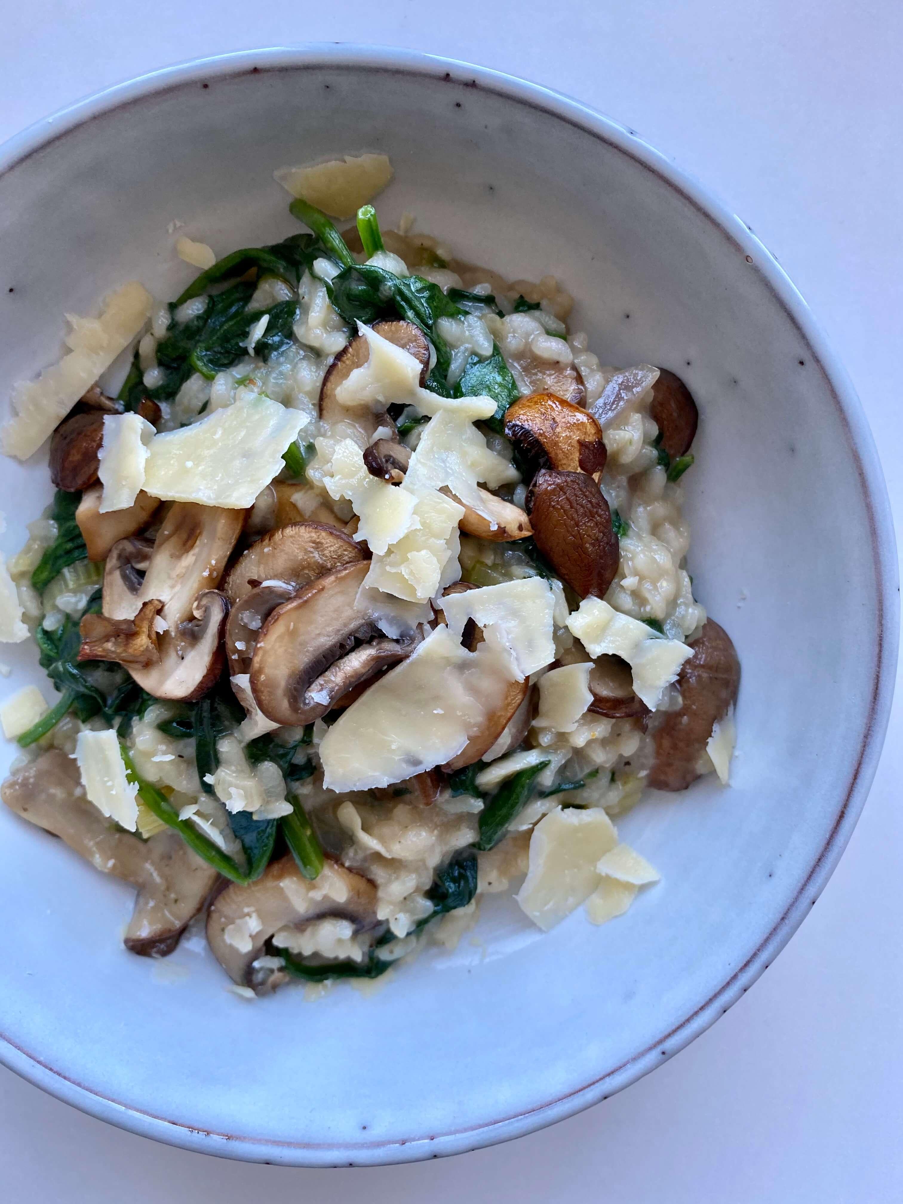 Risotto med svampe og spinat